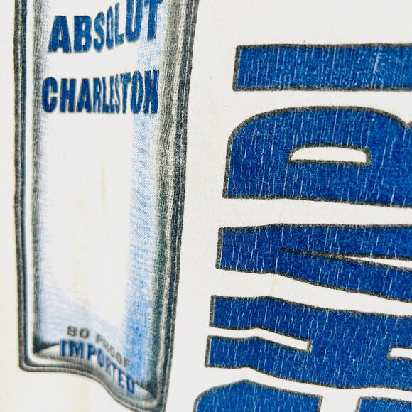 Vintage 90s Absolut Charleston Cream Blue Graphic 100% CottonT-Shirt - Picture 3 of 10